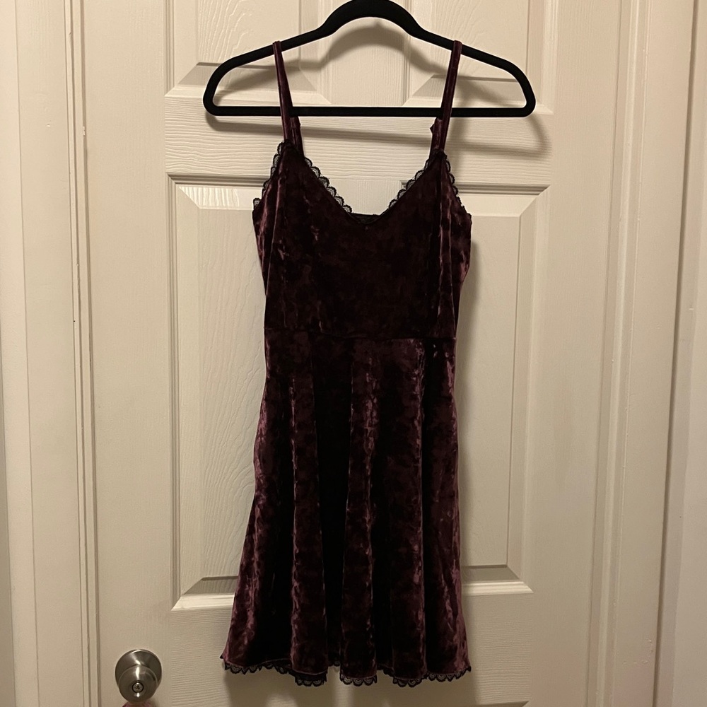 Hot Topic Velvety Dress